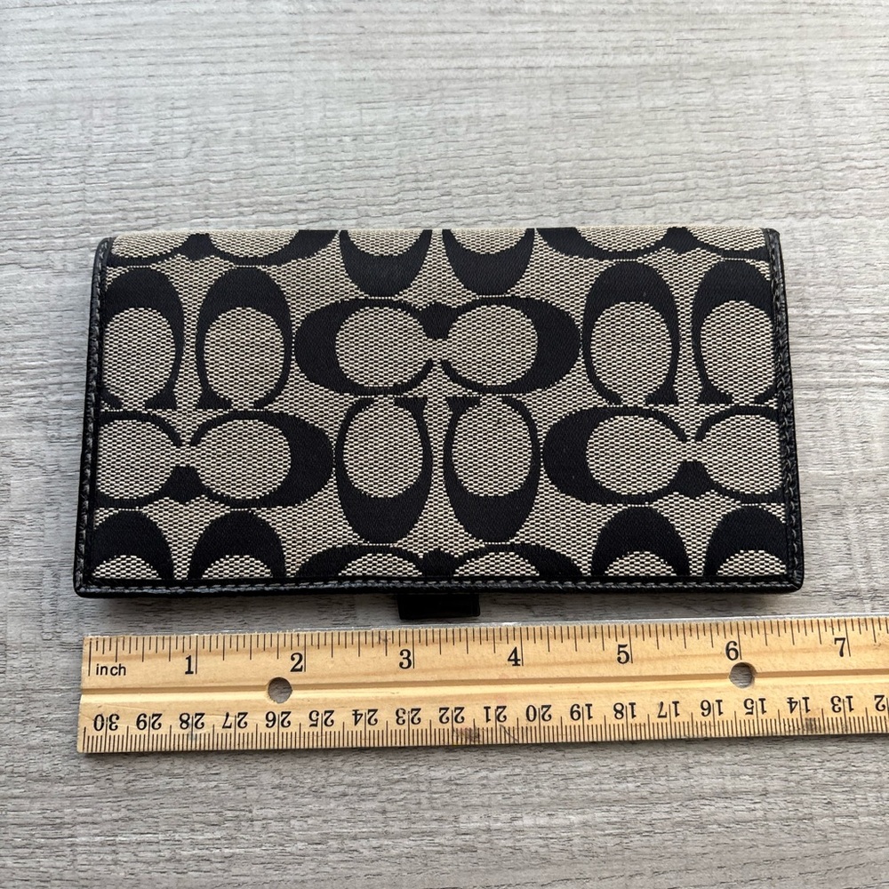 Coach Checkbook Cover Black & Gray Signature Jacquard Bi Fold - Picture 2 of 7